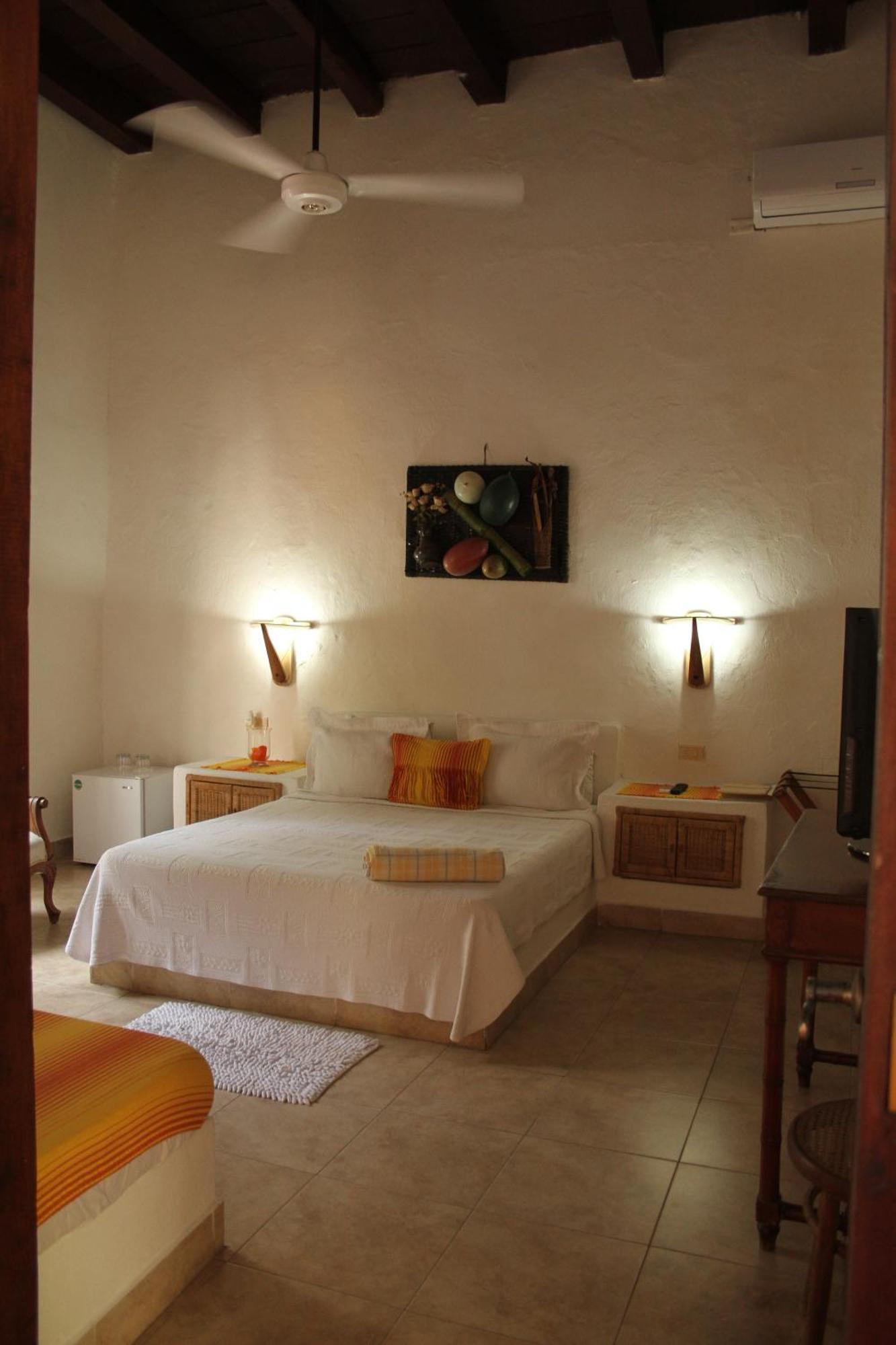 Casa Del Tejadillo Hotel Cartagena Екстериор снимка